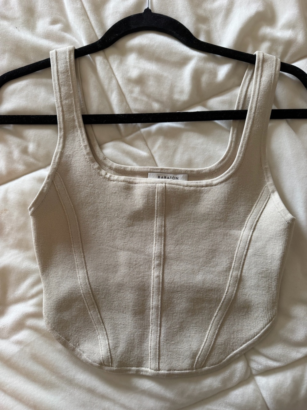 Babaton Neutral Ribbed Scoop Cropped Tank - Cream